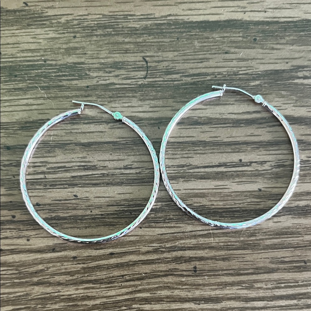 14K White Gold Hoop Earrings